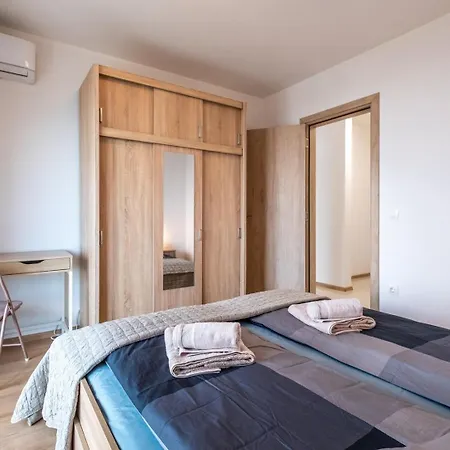 Brand New Apt. In A Quiet Area Sofia