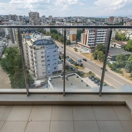 Brand New Apt. In A Quiet Area *